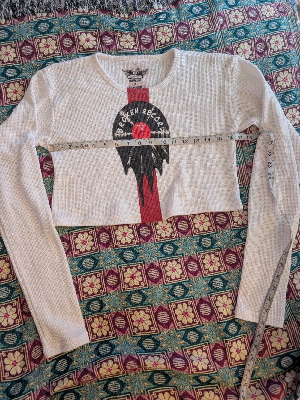 BOYS LIE White Long Sleeve Cropped Waffle Knit S USA Melting Broken Record - Picture 3 of 9